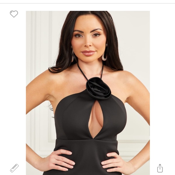 Black dress with rosette - Picture 5 of 5